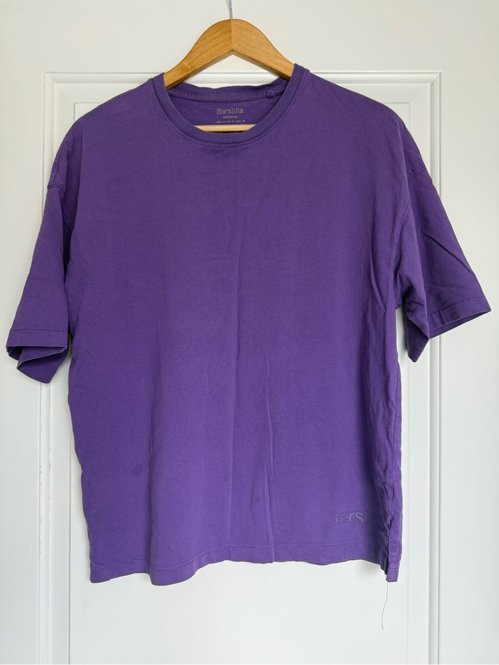Bershka Solid Purple Short Sleeve Crewneck Tee